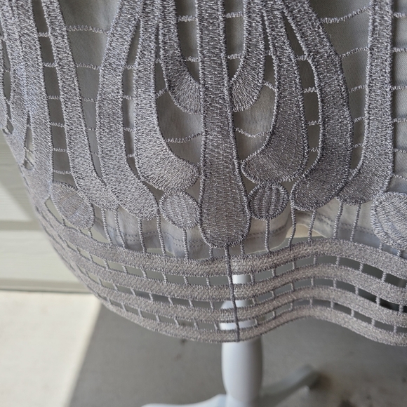 EXPRESS Women's Tank-Top Strappy Sleeve Silver-Metallic/Shimmer Lace Size M - Picture 5 of 9